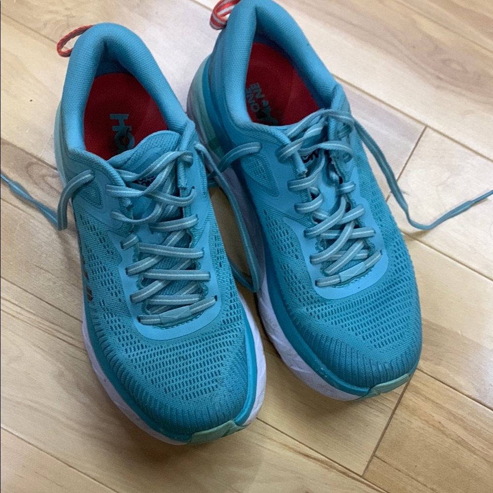 Hoka One One sz 8, Turquoise, GUC